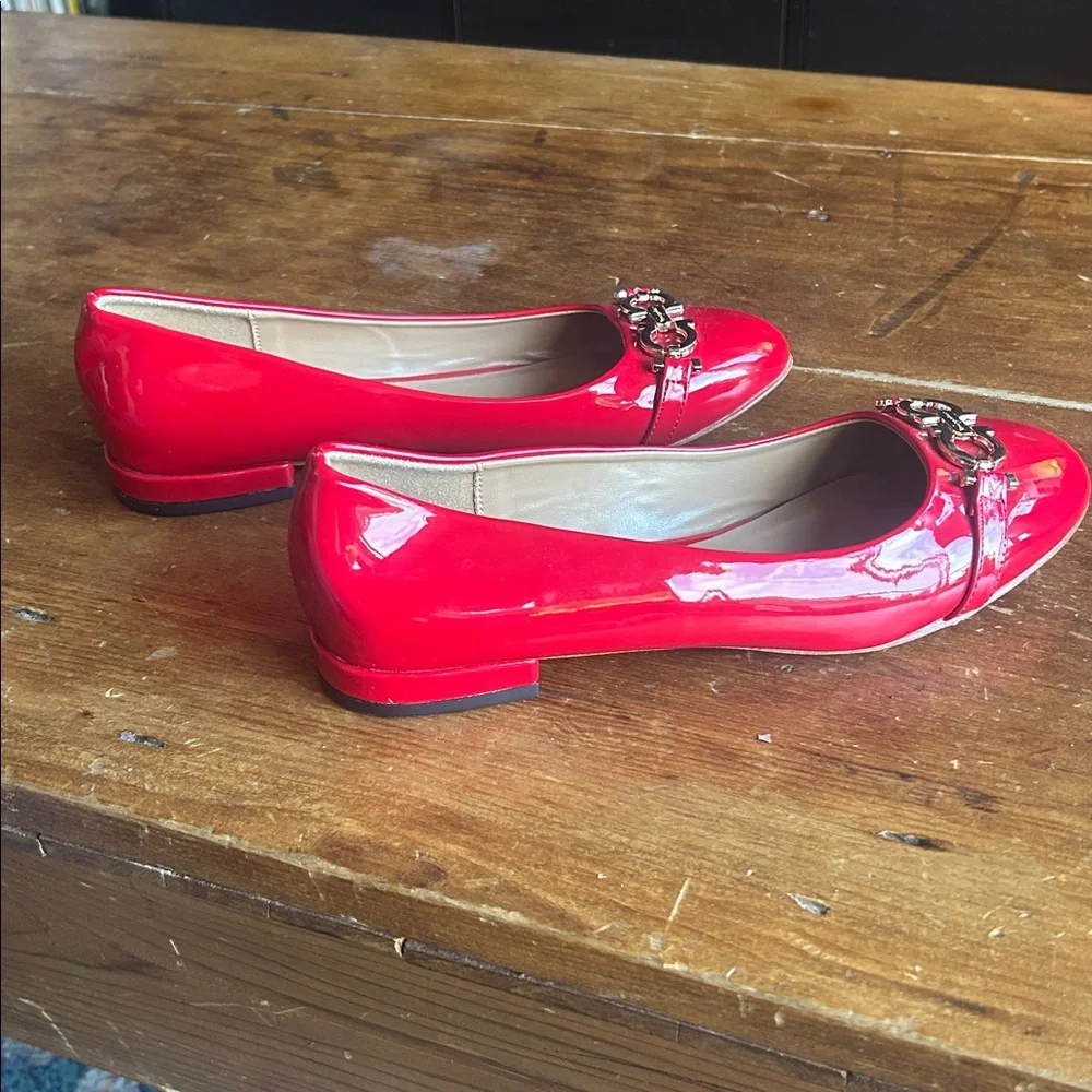 BNWOT - Salvatore Ferragamo Red Patent Leather Ballet Flats - size 7 - Picture 7 of 9